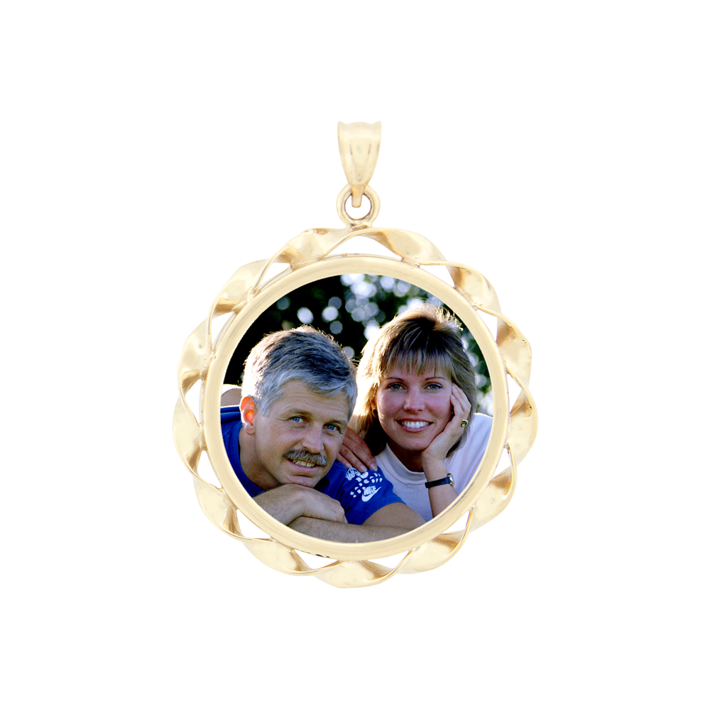 Small Round Ribbon Pendant