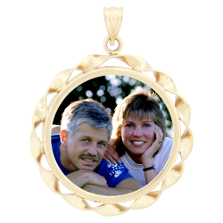 Round Ribbon Pendant